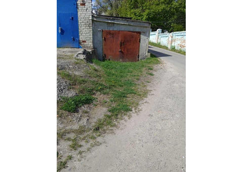 гараж 18 кв.м в собственности (земля + бокс) Губкин