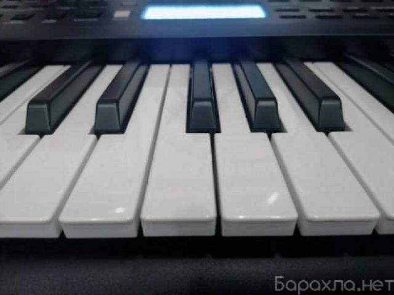 Продам: синтезатор Yamaha psr-e383, новый